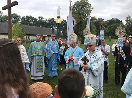  В празник Різдва Пресвятої Богородиці в Улашківцях відбулося святкування 400-літнього ювілею Василіянського чину