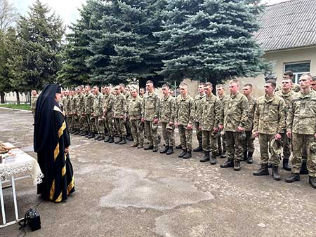 Освячення паски для військовослужбовців у м. Чорткові