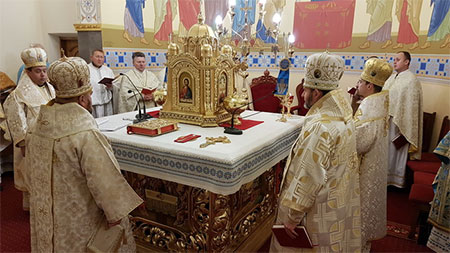  Чудотворна ікона Матері Божої повернулася до Зарваниці