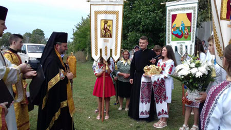 Архиєрейські відвідини с. Слобідка