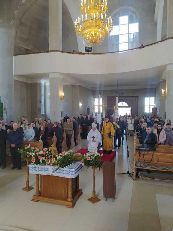 Останнє слово нашого Господа на хресті було не слово розпачу, а перемоги: «Звершилося», - Владика Дмитро