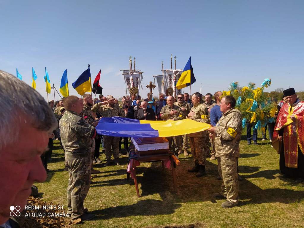 «Смерті наших Героїв є безцінні», - Владика Димитрій