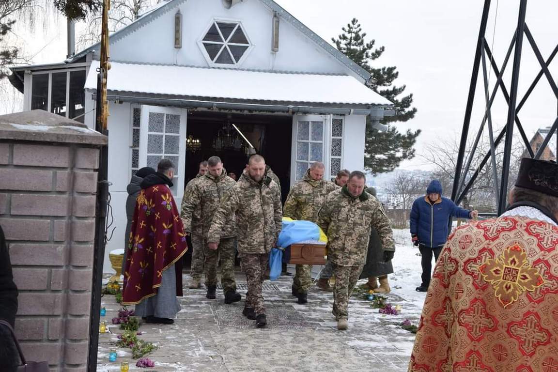 «Прощай брате! Ти вибрав своє щастя, ти зустрів Ісуса Христа!»,- о. В. Заболотний на похороні Героя - воїна ЗСУ Романа Кійонка