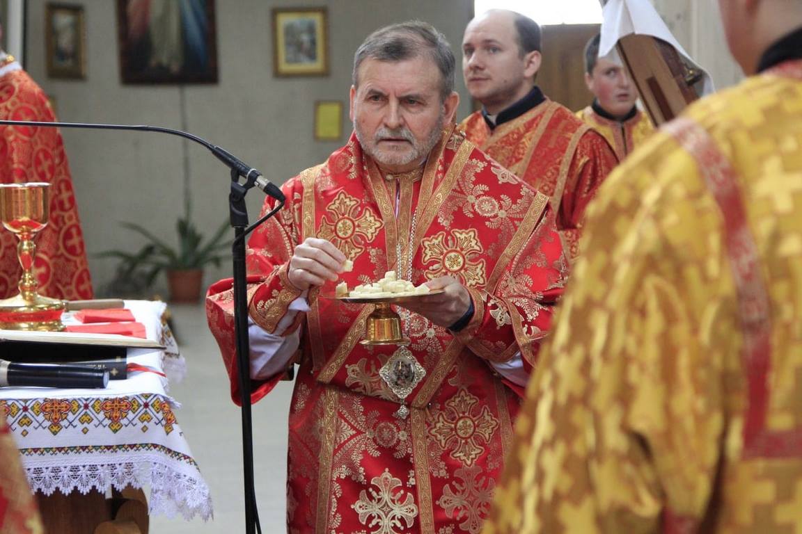 «Дійсно, Ви, отці, служите нашим вірним, а не пануєте», - Владика Дмитро