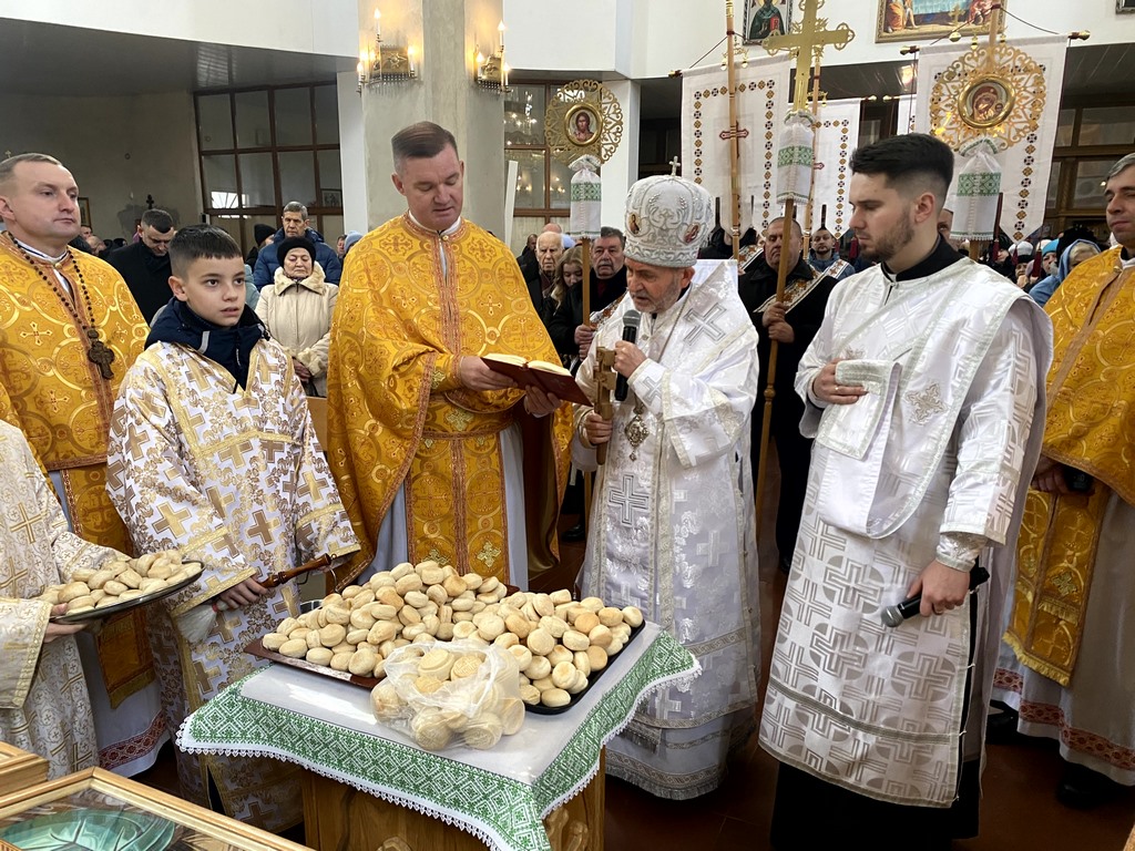 Архиєрейська Божественна Літургія в день Навечір’я Різдва Христового