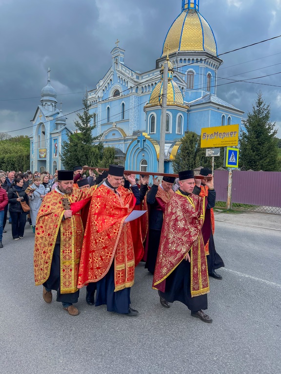 Хресна дорога вулицями Монастириська