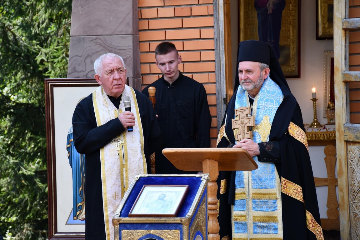 Молебень на лемківській «Ватрі нескорених» у м. Монастириська