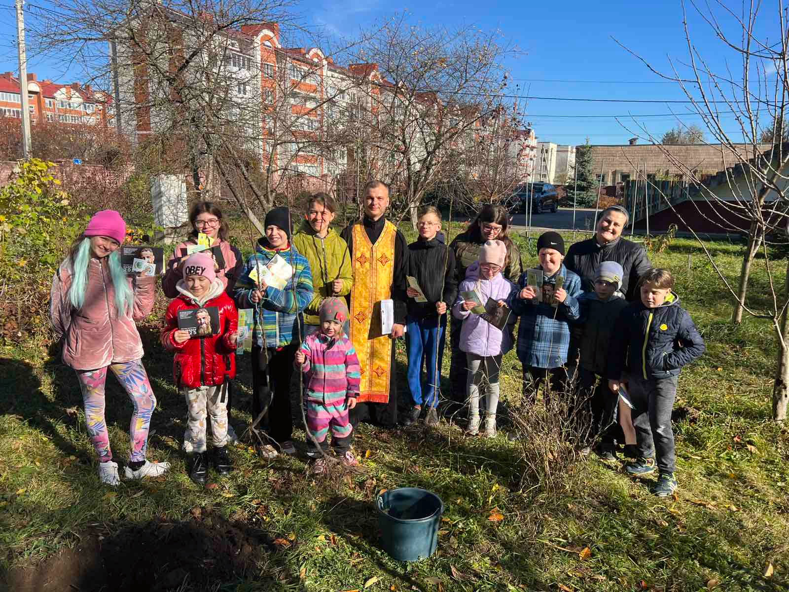 Символічний «Сад Надії» постав у Родинному домі Бучацької єпархії