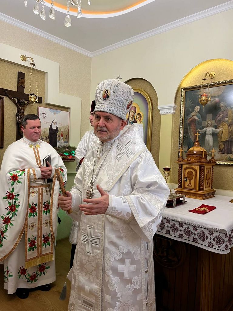 Богослужіння в монастирі ЗСПР м. Чорткова