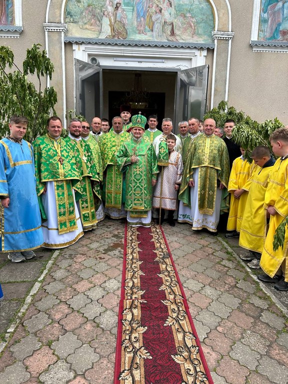 Освячення іконостасу в храмі с. Золотий Потік