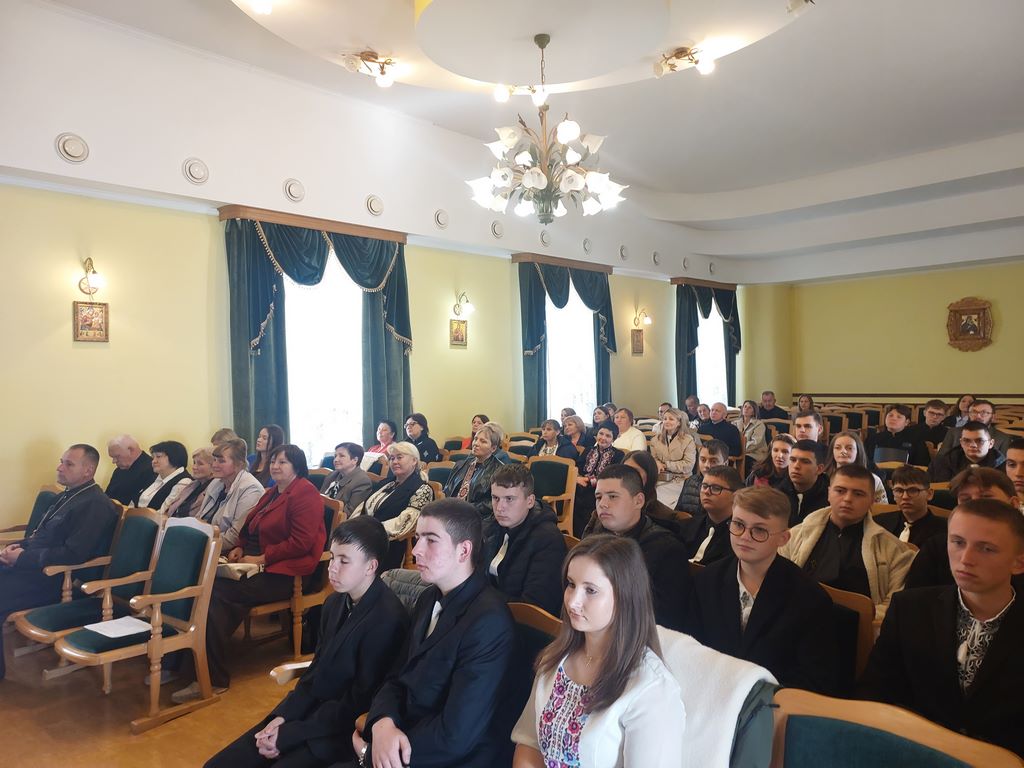 Він має дар запалювати зорі… День вчителя у Бучацькій єпархії