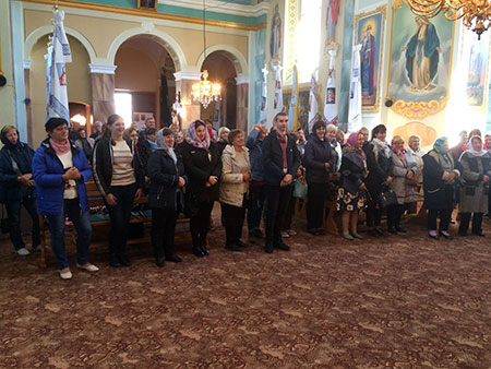Прочани з Кам’янця-Подільського та Городенківщини молилися в Усті-Зеленому